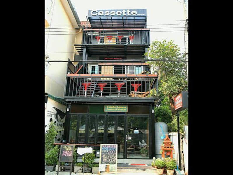 Cassette Hostel Chiang Mai Exterior photo