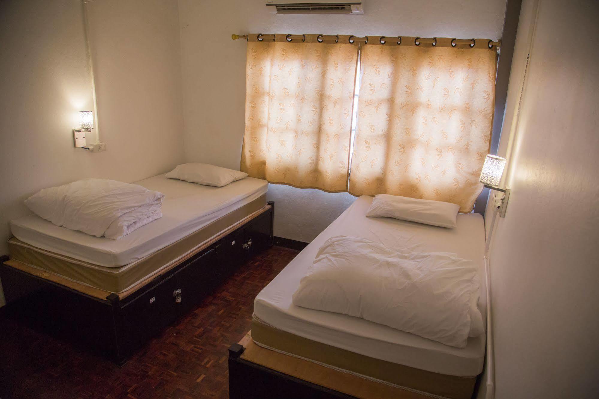 Cassette Hostel Chiang Mai Exterior photo