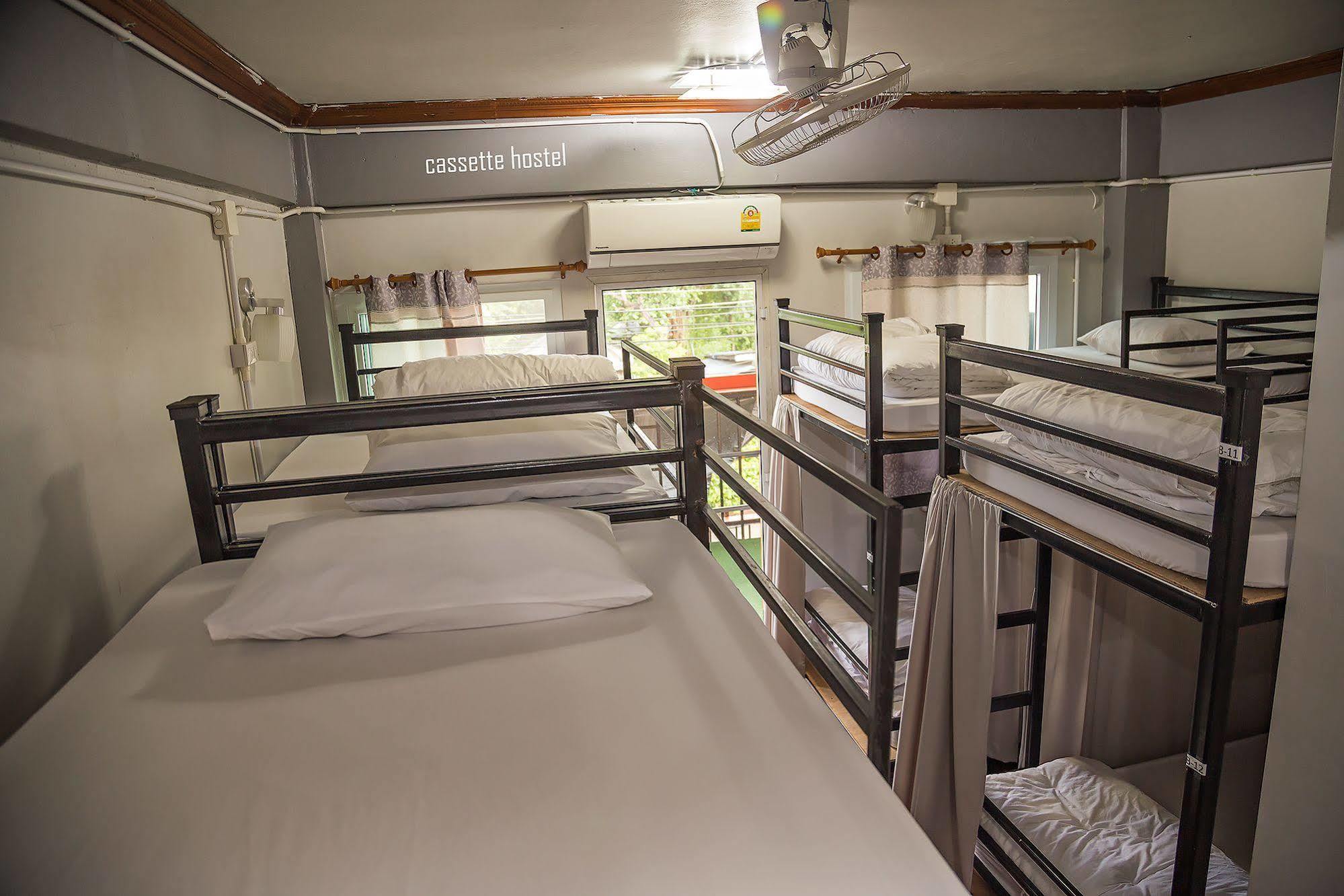 Cassette Hostel Chiang Mai Exterior photo
